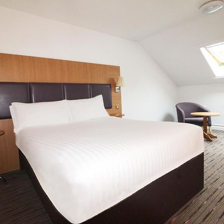 Orchid Epsom; Sure Hotel Collection By Best Western Екстер'єр фото