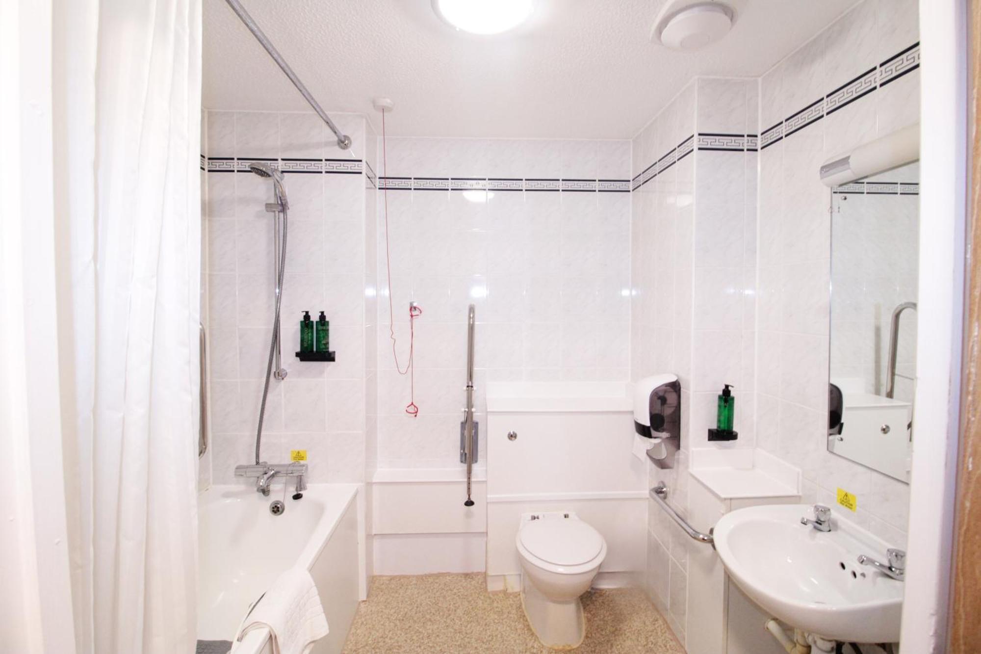 Orchid Epsom; Sure Hotel Collection By Best Western Екстер'єр фото