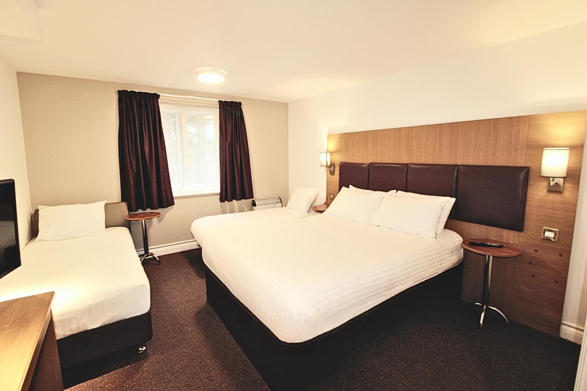 Orchid Epsom; Sure Hotel Collection By Best Western Екстер'єр фото